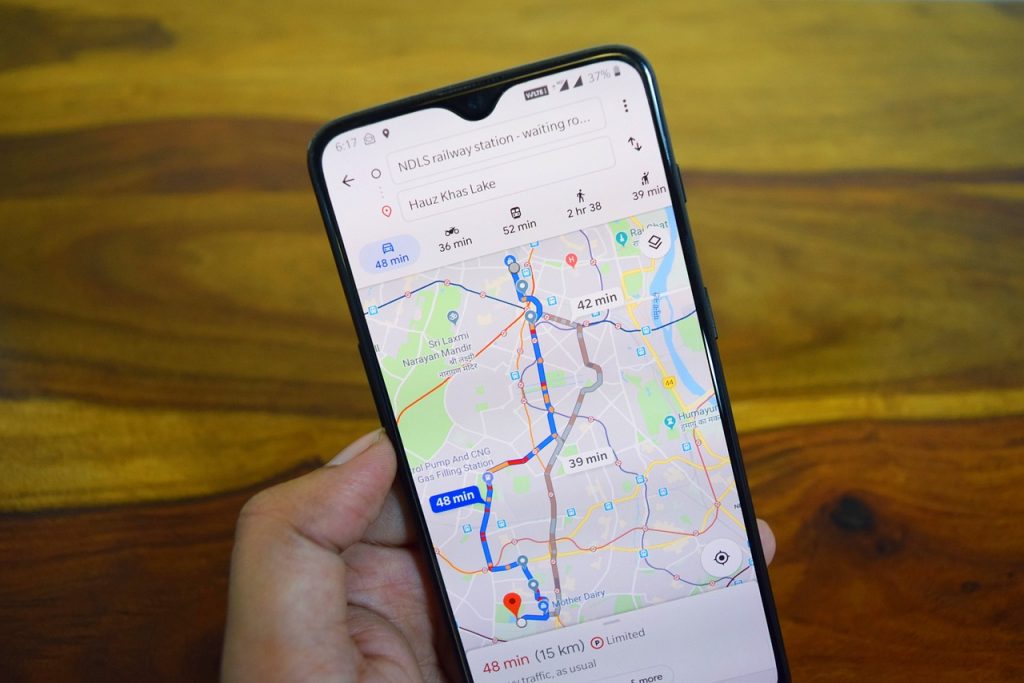 cara menambah kontak di google maps